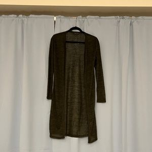 Light cardigan  Woman's M   "NEW". Never worn.